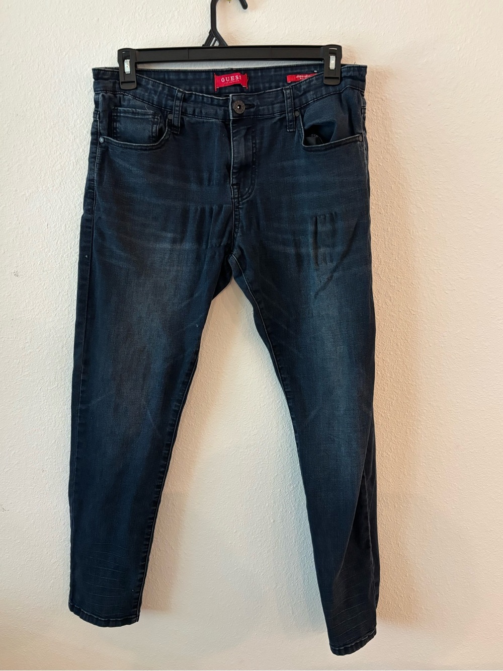GUESS Men's Slim Dark Blue Jeans
